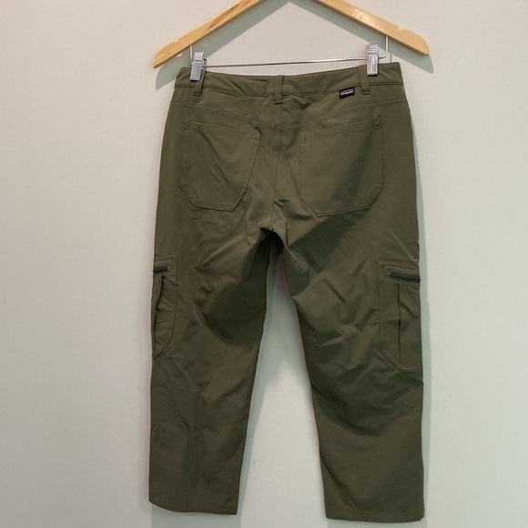 Patagonia Green Tribune Capri Pants Hiking Outdoor Crop Pants Size 4 - Picture 8 of 12
